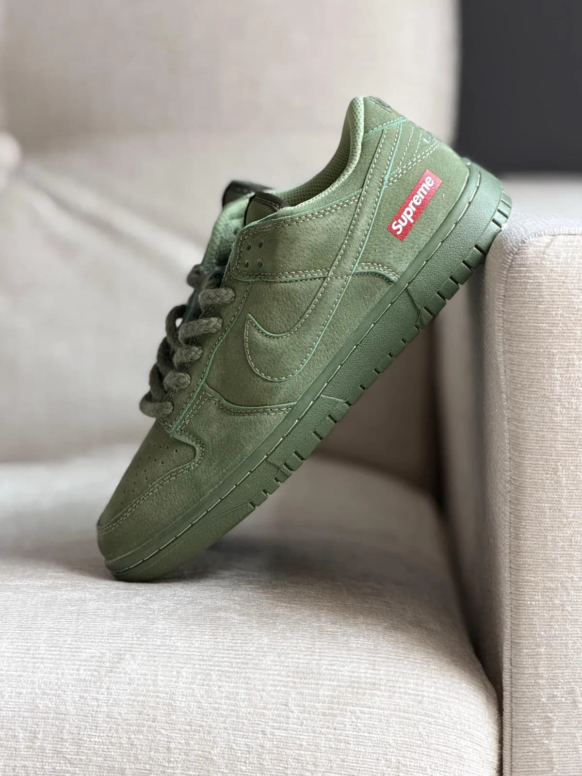 NIKE SB SUPREME 